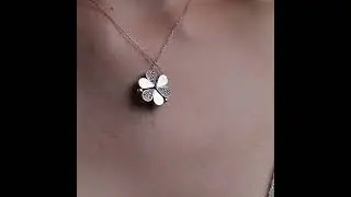 Four Leaf Clover Necklace,Christmas Gift, 4 Leaf Clover Necklace, Tiny Clover Pendant