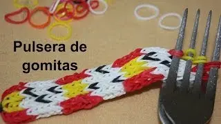 Pulsera de ligas con balones de fútbol