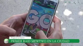 Primer RAID Mewtwo Santa Cruz