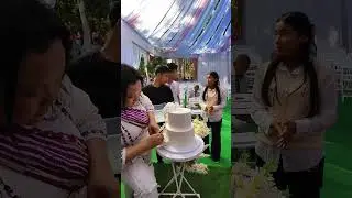 Wedding cake deliver kaanga Purakhasiaona#2tier weddingcake simple easy design#Vlog video