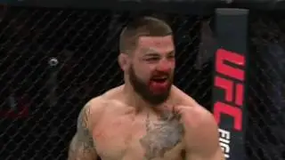 Mike Perry, Jake Ellenberger'i M&uuml;thiş Bir Dirsekle Nakavt Etti