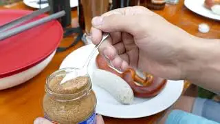 Wei&szlig;wurschd und Brezle