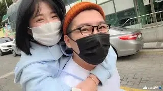그녀가 찾아왔습니다