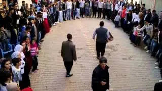 SEMBOL MÜZİK KAHTA 2013 YENİ PİYANİST:SERDAR (LE ZIRAVE)