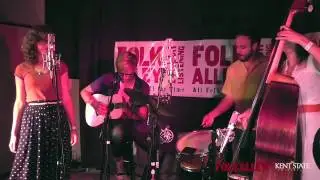 Lake Street Dive - 'Bobby Tanqueray' (FolkAlley.com)