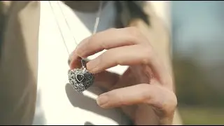 Vintage Heart Shaped Locket in Silver & Garnet