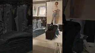 H&M new collection #usa #newjersey #woodbridge #mall #jeans #tops#nice