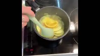 Warming mulled wine