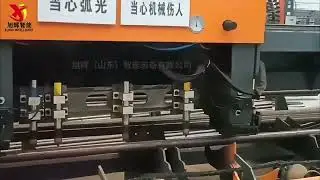 Operation video of the small catheter production line