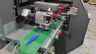 Razor packing HFFS packaging machine