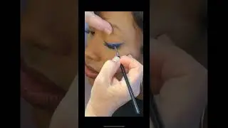 Blue - but Wing It! #celebritymakeupartist #beautytips  #makeup #wingliner #stila #eyeslipsface