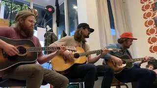 Futurebirds - live at Modern Legend