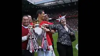 Ronaldo x His mom 🥰 | sweater weather #cristianoronaldo#premierleague#2008#fyp#football