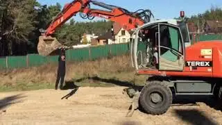 Екскаватор Terex TW160