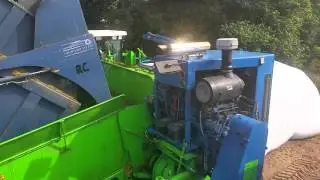 Bagging 12ft diameter bag, Norfolk 2015 AgBag