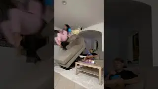 Я превратил свой диван в человеческую катапульту!