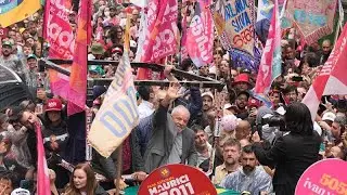 Brazil election: Lula and Bolsonaro supporters rally in Sao Paulo on eve of vote