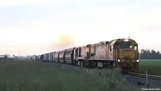 DXB 5074 leading train 934