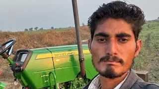 ￼ truck ko khenchta hua tractor 