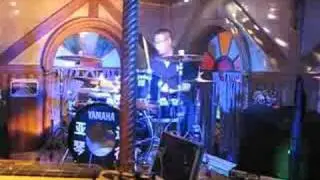 Troyan/Paiste drum endorser Lu Wei solo