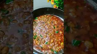 Tastiest way to cook sem k beej#mazedaar#indianspice #satisfying #cook food short video😋