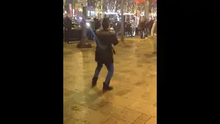 مهرجانات في شارع الشانزليزيه باريس