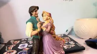 Disney Rapunzel and Flynn Rider &ldquo;My New Dream&rdquo; Jim Shore figure