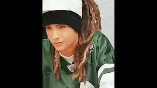 Tom Kaulitz - Pose