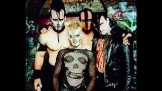 MISFITS-LIVING HELL(LEGENDADO)