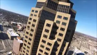 Skyscaper climb with DJI Phantoms