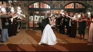 Свадебный момент Микайлы и Майкла