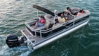 REGENCY Boats: 2015 254 DL3 Luxury Pontoon Boat