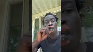 Strawberry Cough Muha Med 2 G Disposable #muhamed #cart #high #vlog #drugstore