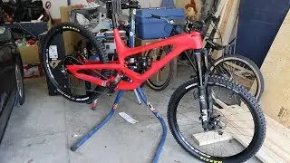 2018 YT Capra CF Pro 29er Unboxing and Build