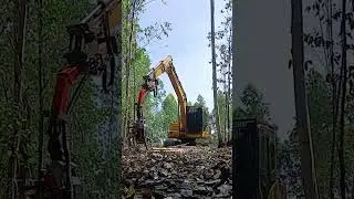 Nisula 425C harvester head on Komatsu excavator at euca harvesting