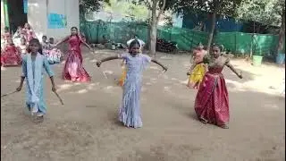 సంక్రాంతి పండుగ సందర్భంగా మా పాఠశాలలో కోలాటం నృత్యం 
