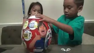 Ryan's World Target Exclusive Giant Egg Surprise