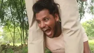 Funny behavior in public place 🤠🎊