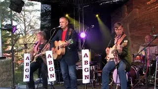 American Bluegrass Gospel Night p&aring; Klippan i Mon&auml;s, Finland -Country Life / Larsmo N&auml;r-TV 2015
