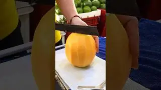 Honeydew?! Удивительная тайваньская золотая дыня в разрезе - Тайваньская уличная еда
