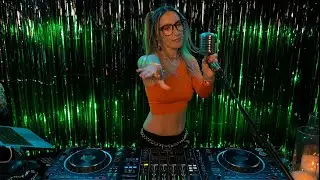 DJ Miss Shelton