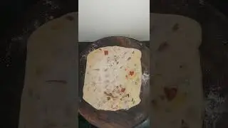 Namkin mix pyaj tamatar wala paratha #shorts