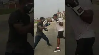 BOXING COMBO TRAINING #boxing #training #tutorial #martialarts 
