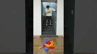 Когда мама подъезжает к дому 😱🧹🏠