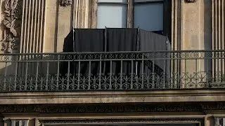 Furto al Louvre, media francesi: fermati due sospetti, uno diretto in Algeria e l'altro in Mali