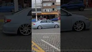 coroll&atilde;o com teto solar 📽😍🇧🇷 #ontheroadbr_🇧🇷 #toyota #corolla #carrobaixo #rebaixados #automobile