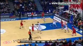 Viktor Khryapa airballs wide open 3pointer