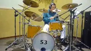 Pinguim Drums... Bateria Cinq&uuml;enten&aacute;ria.