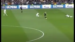 #SkillOfTheWeek 008 | Frenkie De Jong “Step Across Feint” | Ajax v. Real Madrid, 03/05/2019