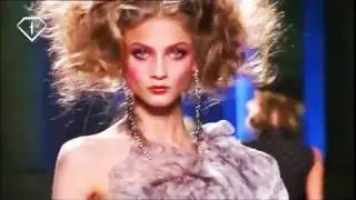 Fashion Week  Review - Paris Fashion Week Fall 2010 | FashionTV - FTV.com